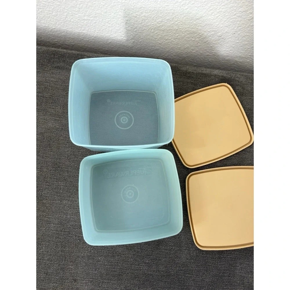 Vintage TUPPERWARE 2 Blue Pastel Freezer Squares 311-61, 312-9 w/Lids 310-87